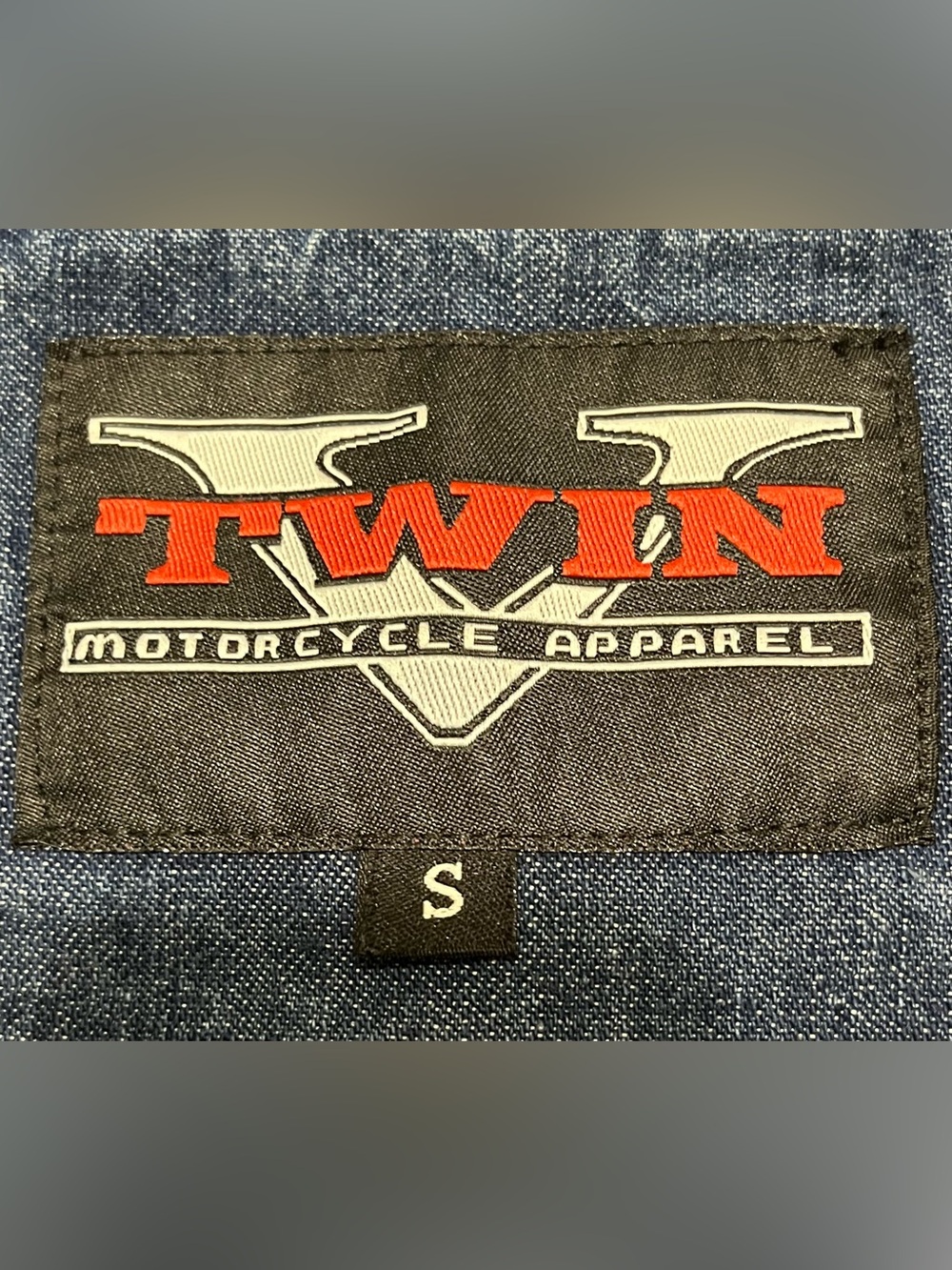 V Twin Motorcycle Apparel Women’s EAGLE Graphic Jean Denim Vest Size Small - Picture 3 of 5